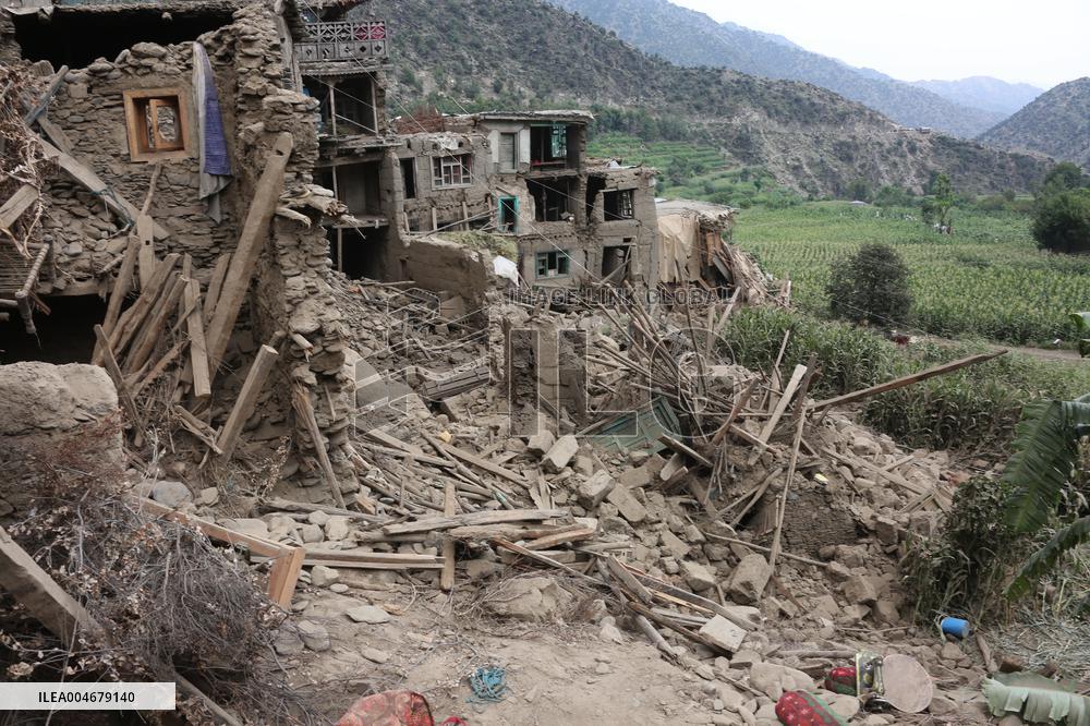 More Than 1120 Dead in Earthquake in Eastern Afghanistan