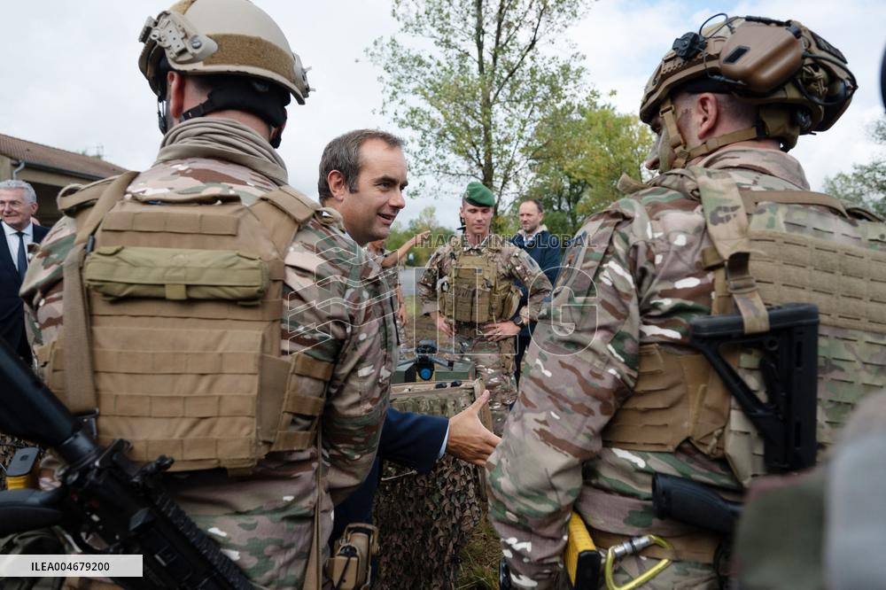 Minister of Armed Forces Visits Beaumont-les-Valence - France