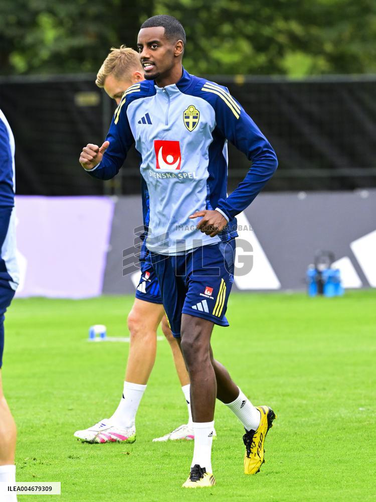 SWEDEN NATIONAL FOOTBALL TEAM TRAINING