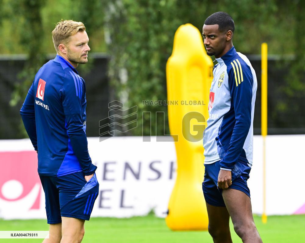 SWEDEN NATIONAL FOOTBALL TEAM TRAINING