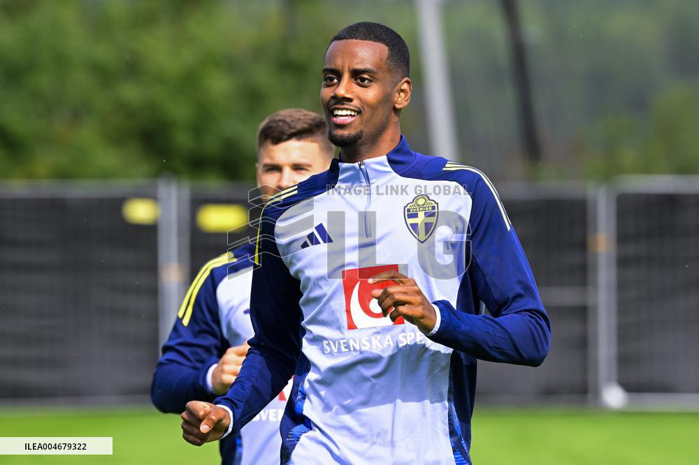 SWEDEN NATIONAL FOOTBALL TEAM TRAINING