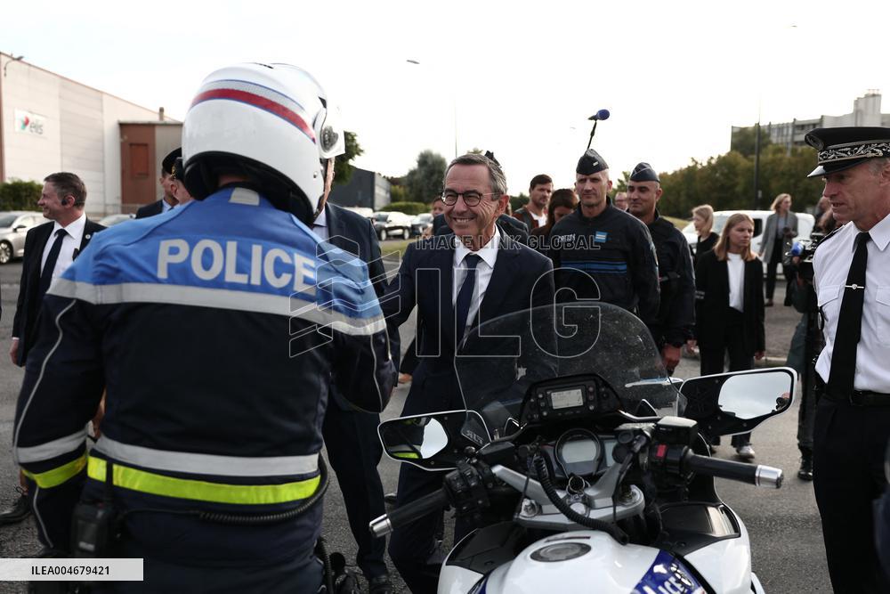Bruno Retailleau During a Visit Focused on Municipal Police - Sartrouville