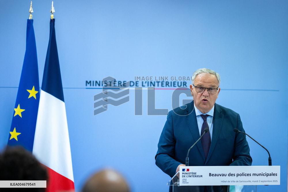 Bruno Retailleau Visit To Focused on Municipal Police - Sartrouville