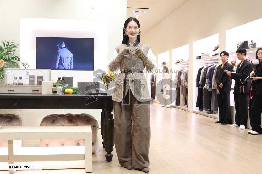 Taiwanese Actress Joanne