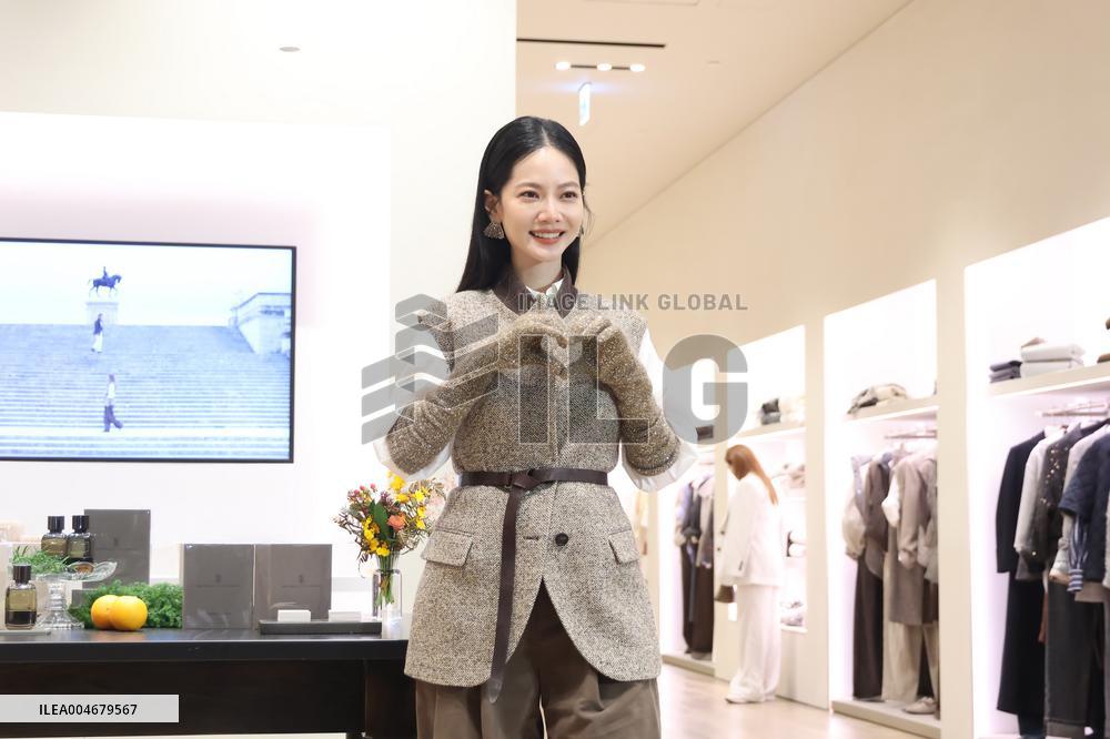 Taiwanese Actress Joanne