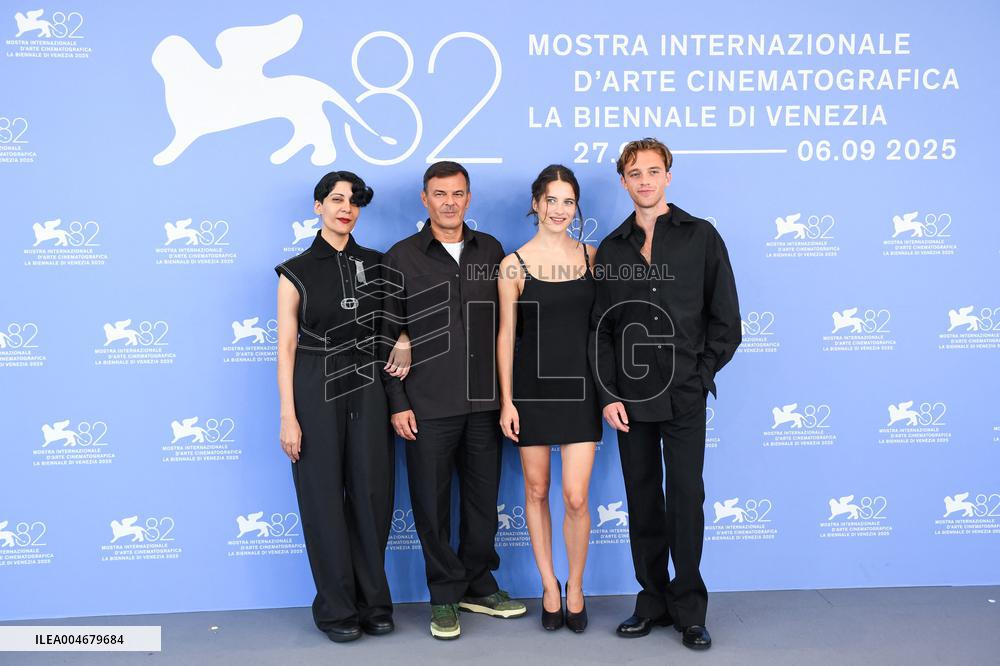 Venice L Etranger Photocall AM