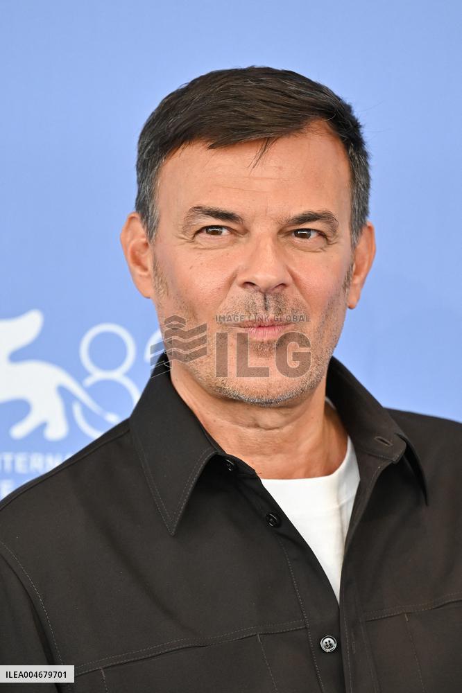 Venice L Etranger Photocall AM