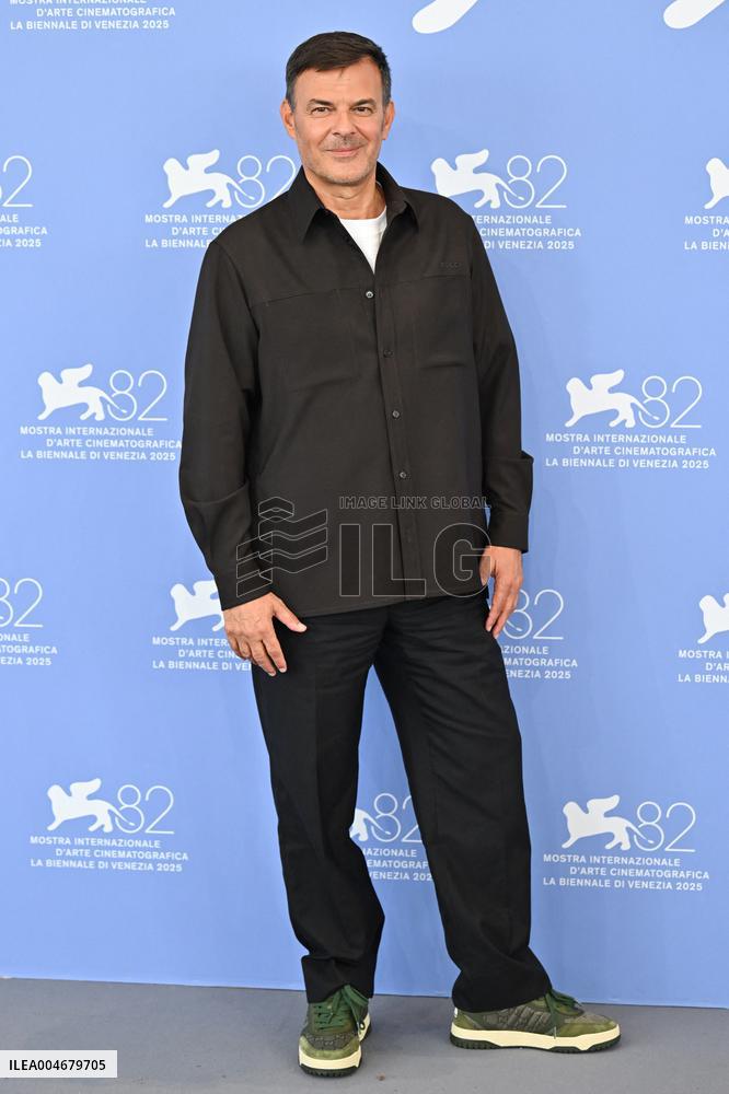 Venice L Etranger Photocall AM
