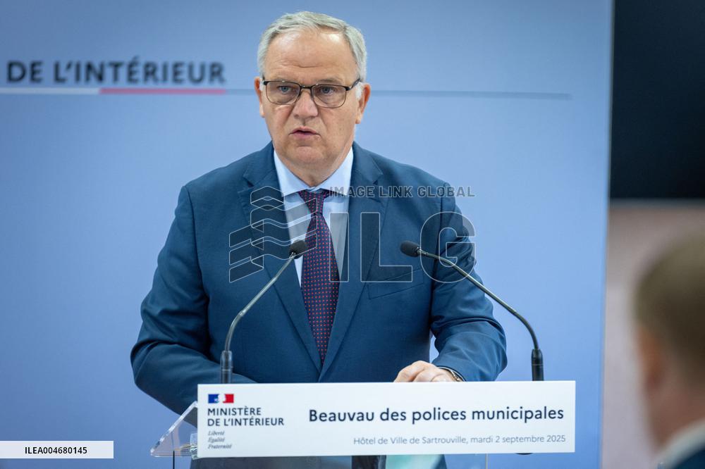 Bruno Retailleau Visit To Focused on Municipal Police - Sartrouville