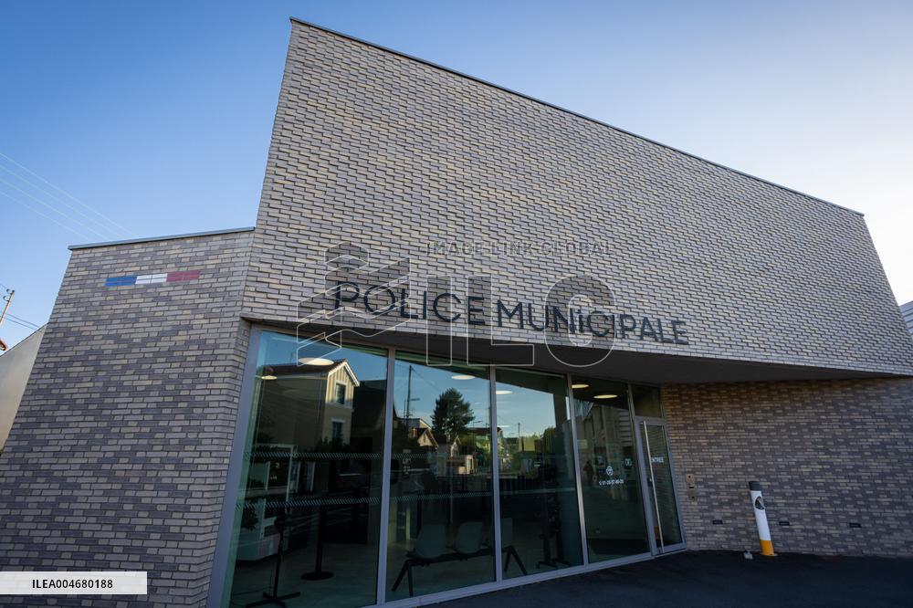 Illustration - Municipal Police Forces