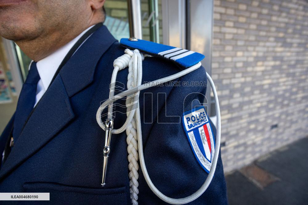 Illustration - Municipal Police Forces