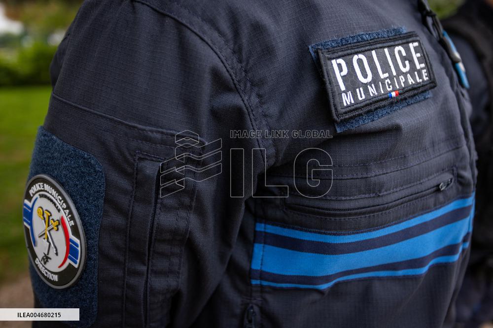 Illustration - Municipal Police Forces