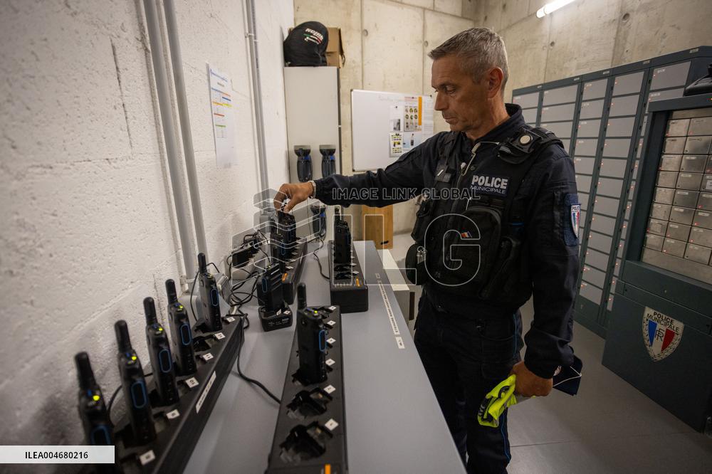 Illustration - Municipal Police Forces