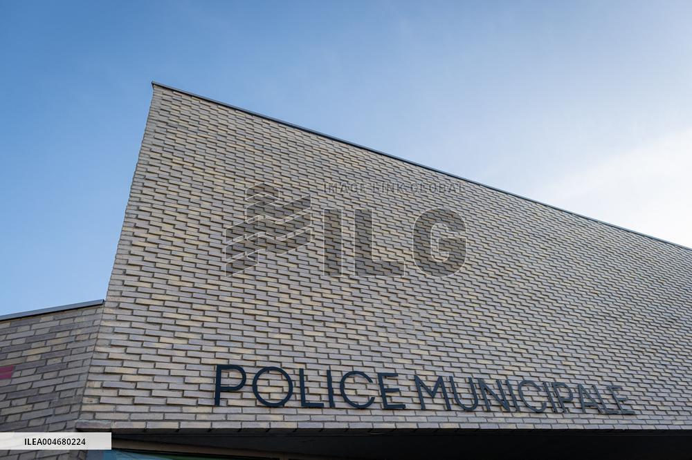 Illustration - Municipal Police Forces