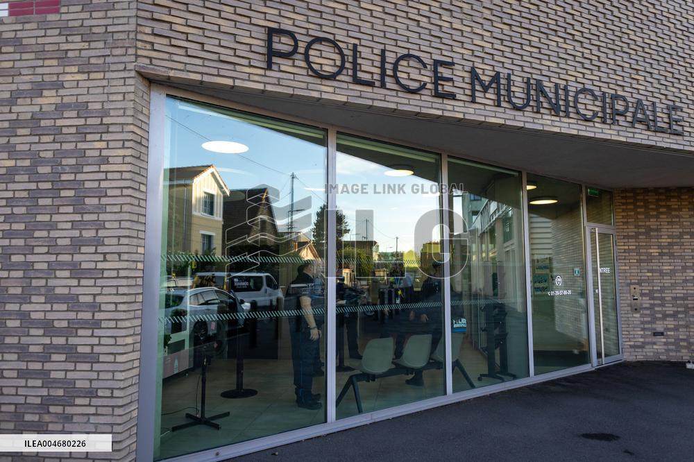 Illustration - Municipal Police Forces