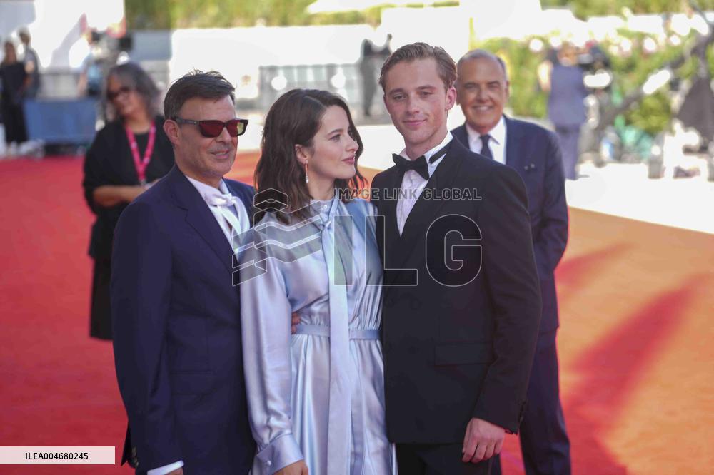 Venice - L’etranger Red Carpet