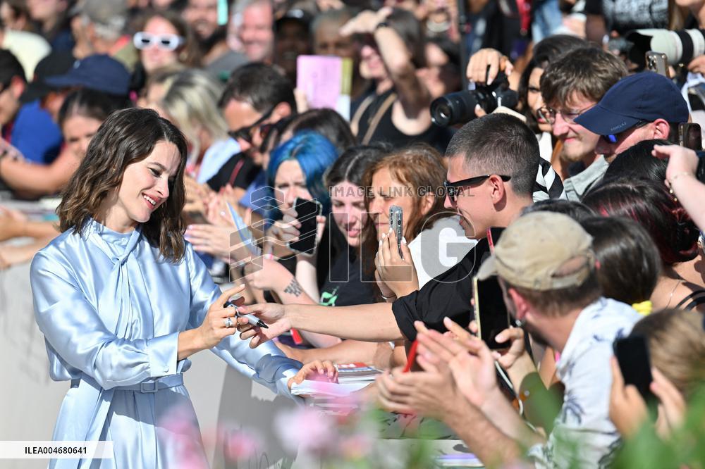Venice L Etranger Premiere AM
