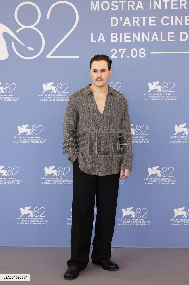 Venice - Photocall film DEAD MAN’S WIRE MP