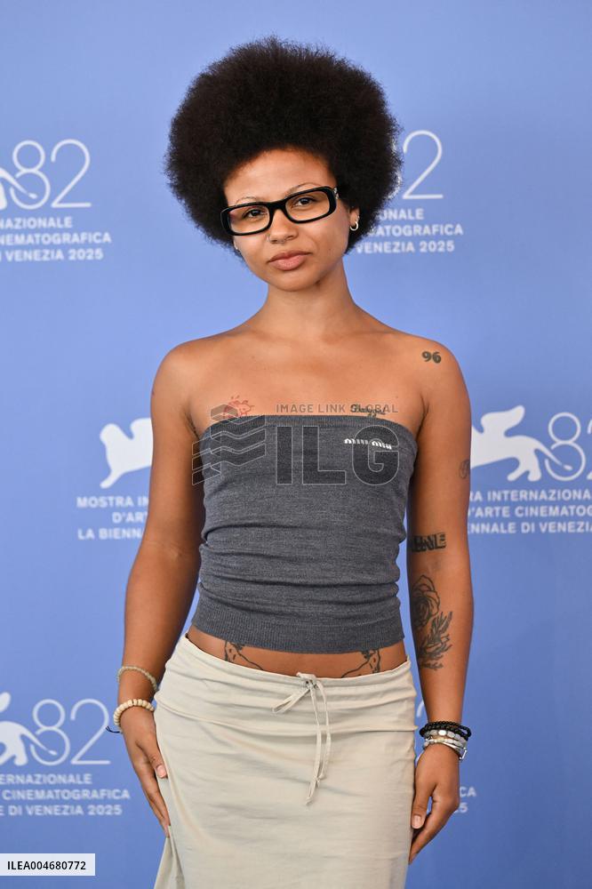 Venice Dead Man s Wire Photocall AM