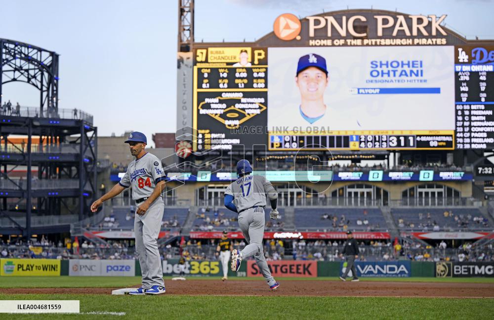 Baseball: Dodgers vs. Pirates