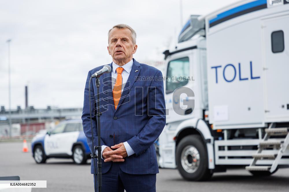 The mobile X-ray system for the Estonian Tax and Customs Board