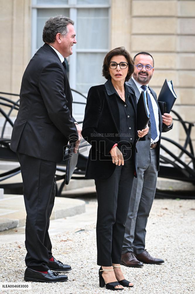 Council of Ministers at the Elysee Palace FA