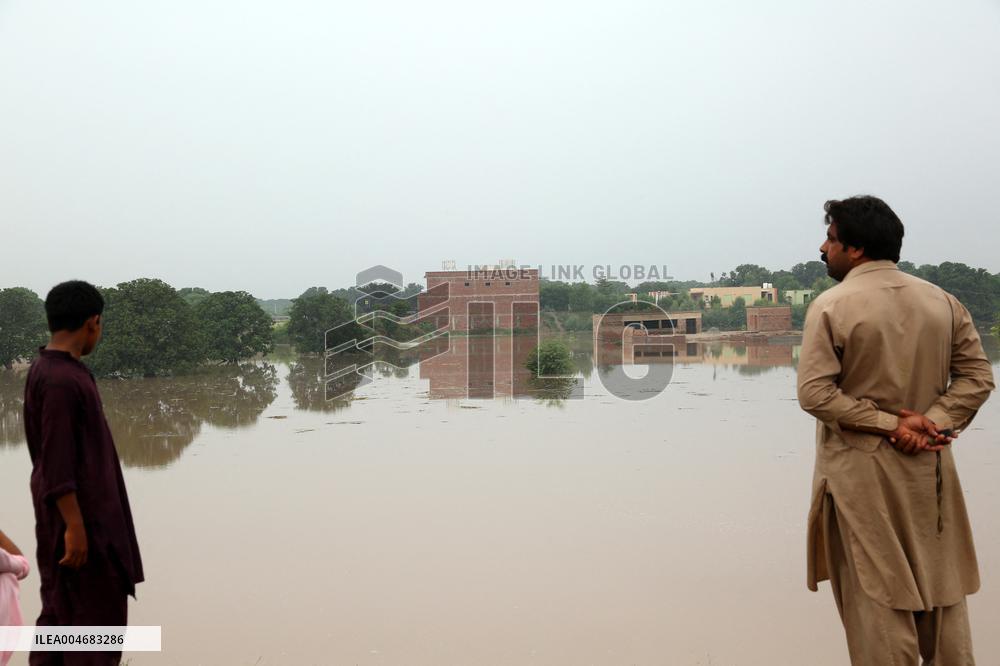 Floods Cause Damage In Multan - Pakistan