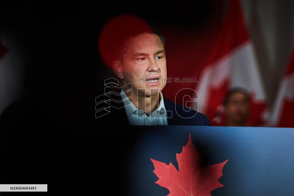 Pierre Poilievre Addresses Press In Mississauga - Canada