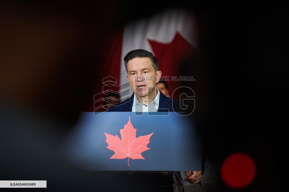 Pierre Poilievre Addresses Press In Mississauga - Canada