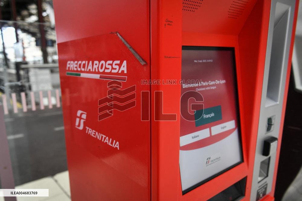 Trenitalia railway line in Paris FA