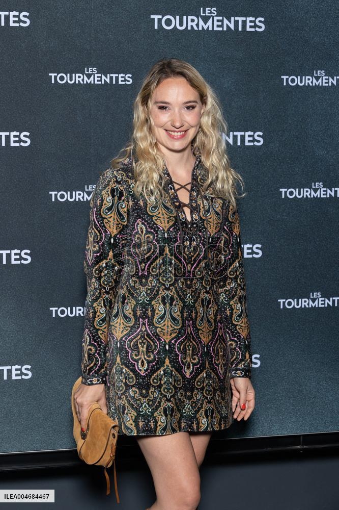 Les Tourmentes Paris Film Premiere