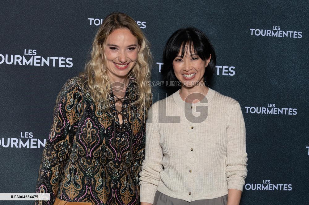 Les Tourmentes Paris Film Premiere