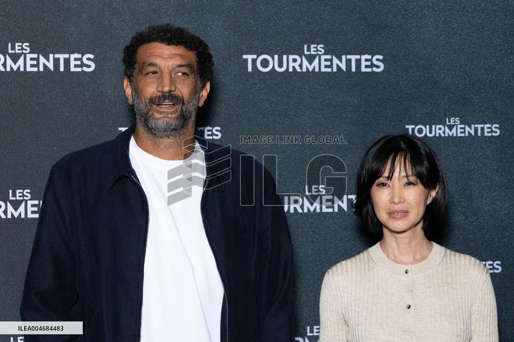 Les Tourmentes Paris Film Premiere