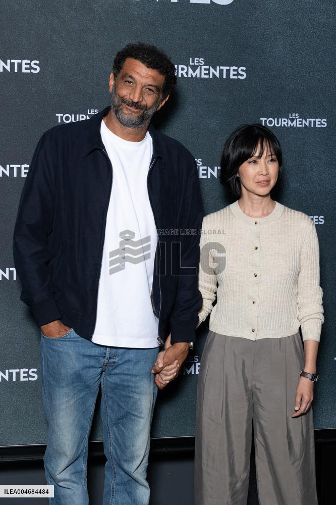 Les Tourmentes Paris Film Premiere