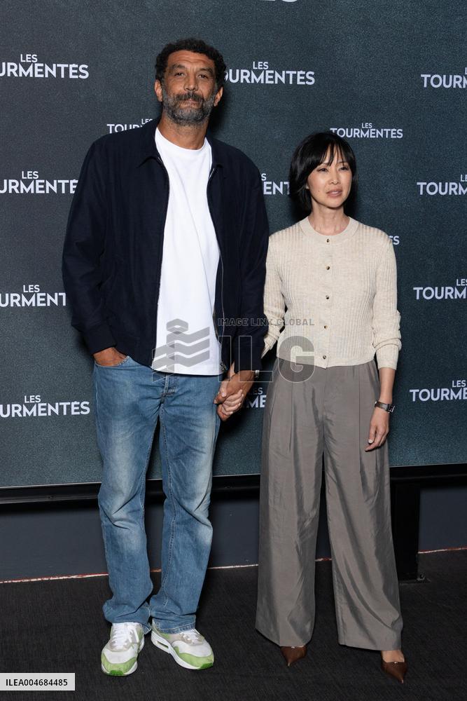 Les Tourmentes Paris Film Premiere