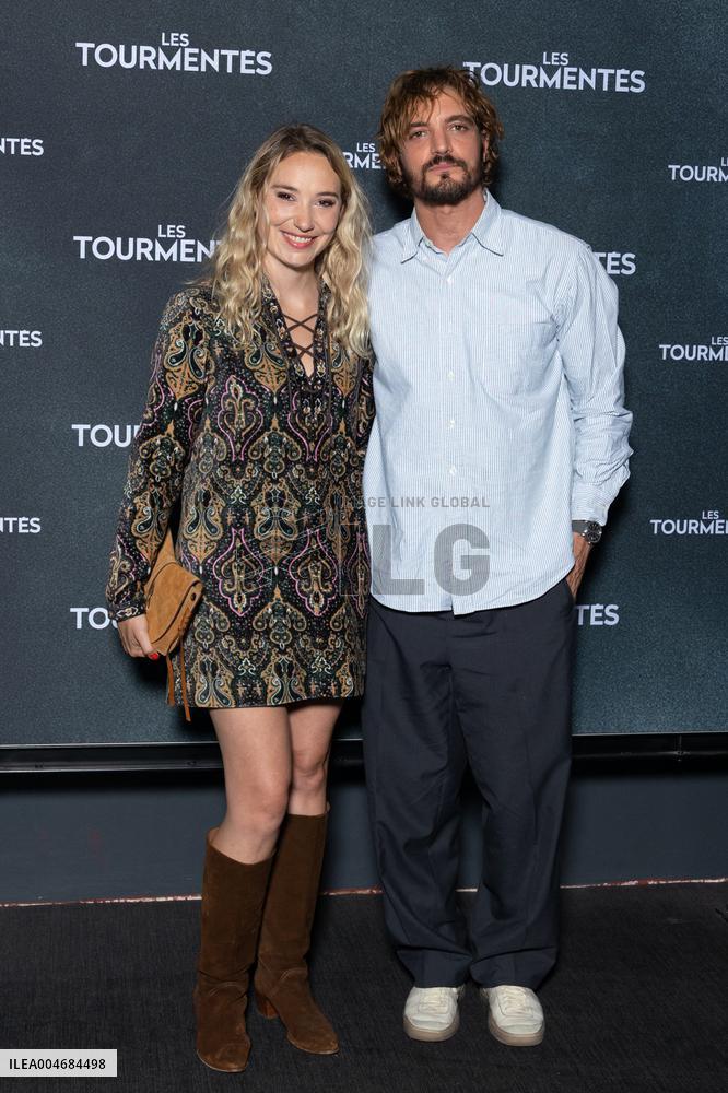 Les Tourmentes Paris Film Premiere