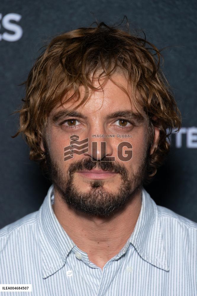 Les Tourmentes Paris Film Premiere