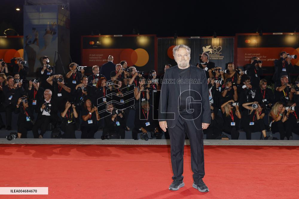Venice - Red carpetl Cartier Glory To The Filmmaker Award 2025 and the "In the Hand of Dante" MP