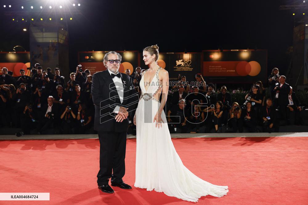 Venice - Red carpetl Cartier Glory To The Filmmaker Award 2025 and the "In the Hand of Dante" MP