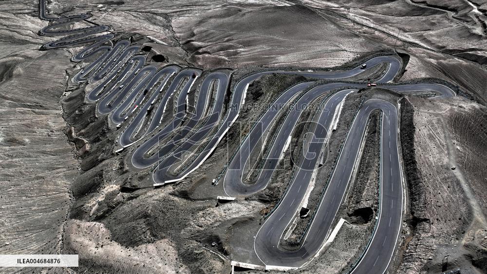 Winding Panlong Ancient Road in Kashgar