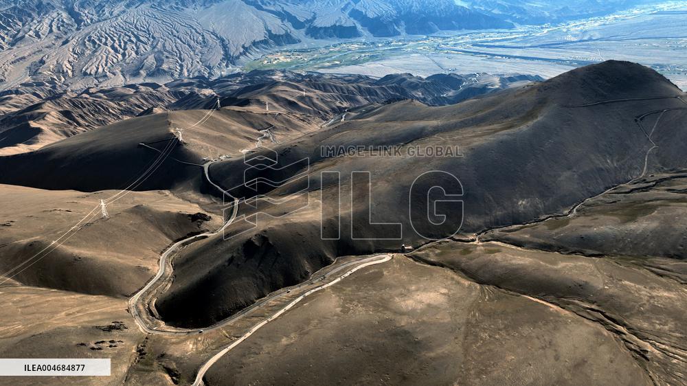 Winding Panlong Ancient Road in Kashgar