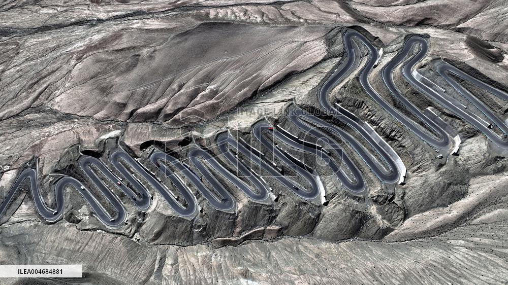 Winding Panlong Ancient Road in Kashgar