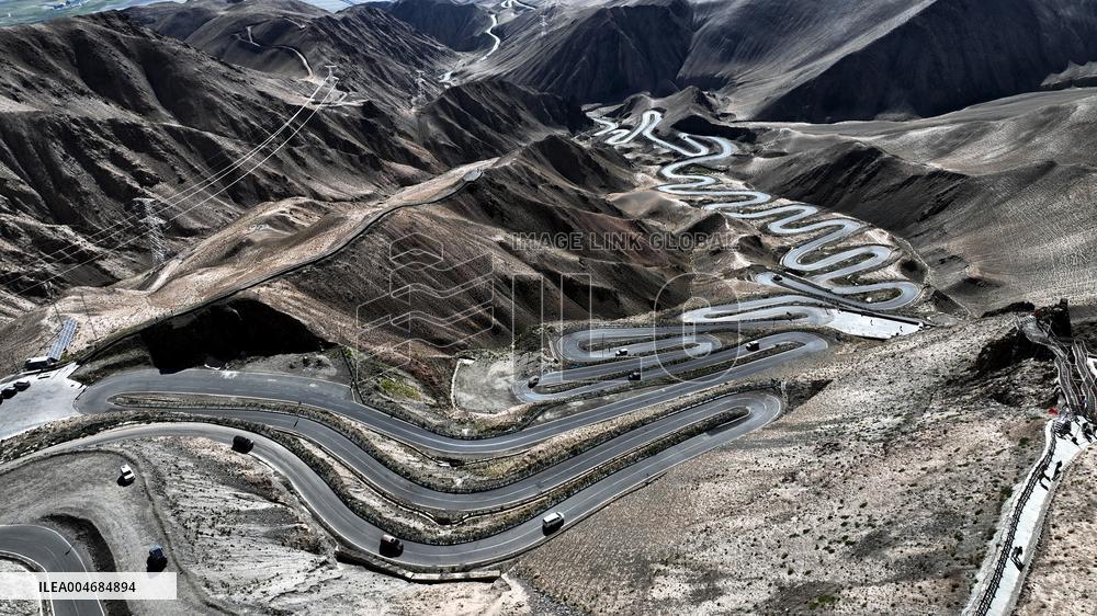 Winding Panlong Ancient Road in Kashgar