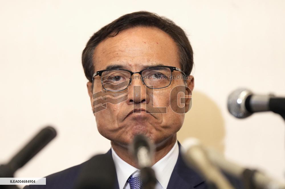 Ex-Suntory Chairman Niinami