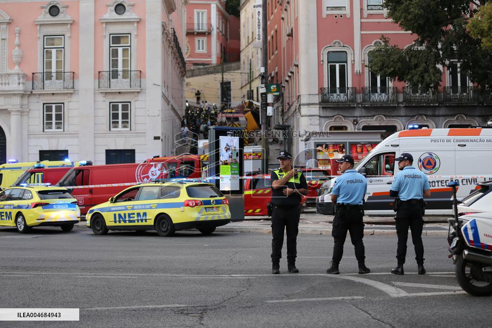 Lisbon Gloria Funicular Derailment Kills 15, Injures 18