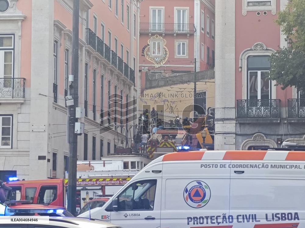 Lisbon Gloria Funicular Derailment Kills 15, Injures 18