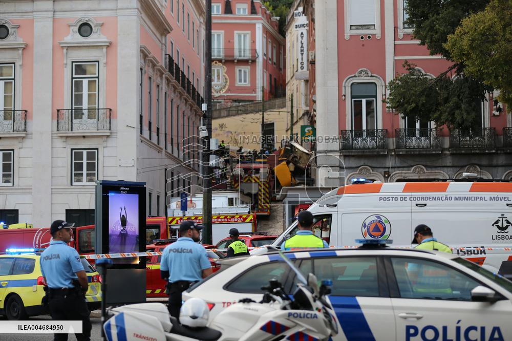 Lisbon Gloria Funicular Derailment Kills 15, Injures 18