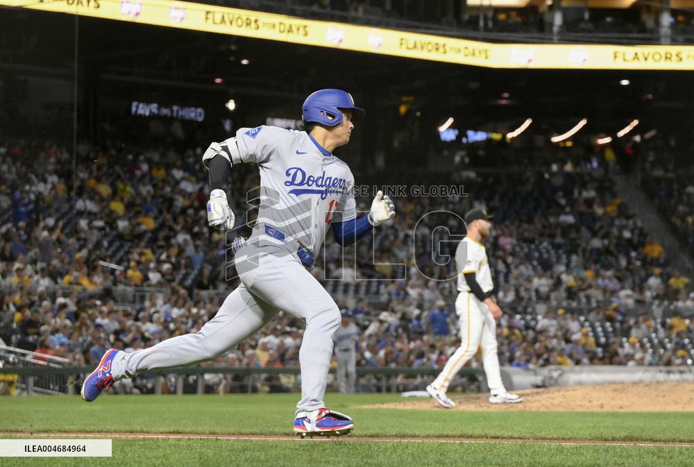 Baseball: Dodgers vs. Pirates