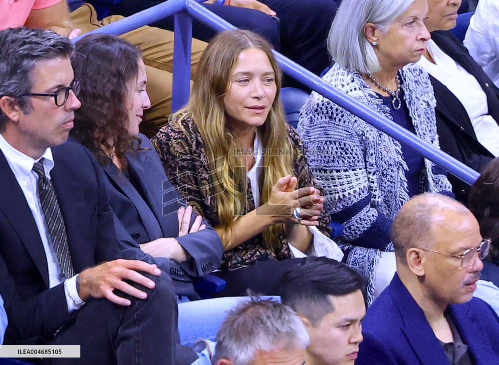 US Open - Mary Kate Olsen In The Stands