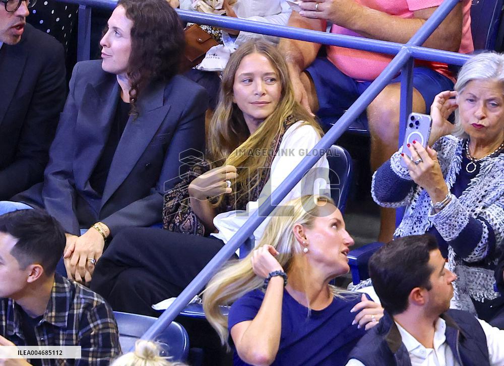 US Open - Mary Kate Olsen In The Stands